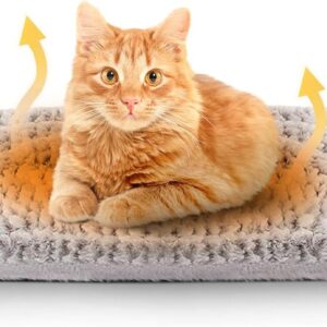 FurDreams Pet Bed - Self Heating Thermal Pads - Calming Mat Blanket for Indoors & Outdoors - Suited to Household Animals - Plush, Washable, Non-Electric & Noiseless Heat Pad (70 x 47cm)