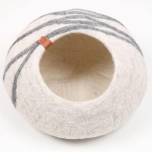 Otto & Scout Felt Cat Cave | Handmade 100% Merino Wool Bed for Cats and Kittens with Leather Label | Large, White & Grey