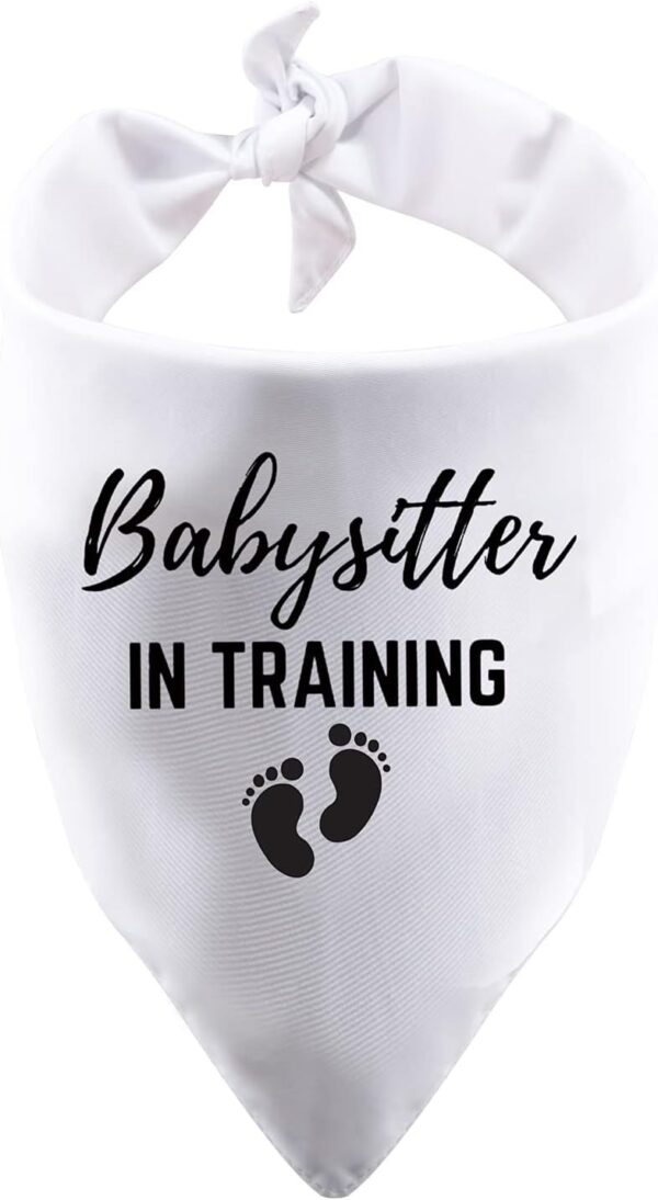 1 Piece Babysitter in Training Dog Bandana Sibling Pet Bandana Baby Announcement Gift (Babysitter white)